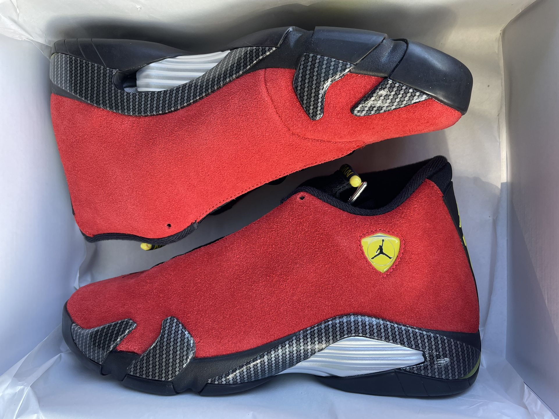 Jordan 14 Ferrari size 9.5/ Size 9