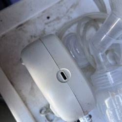 Breast Pump 
