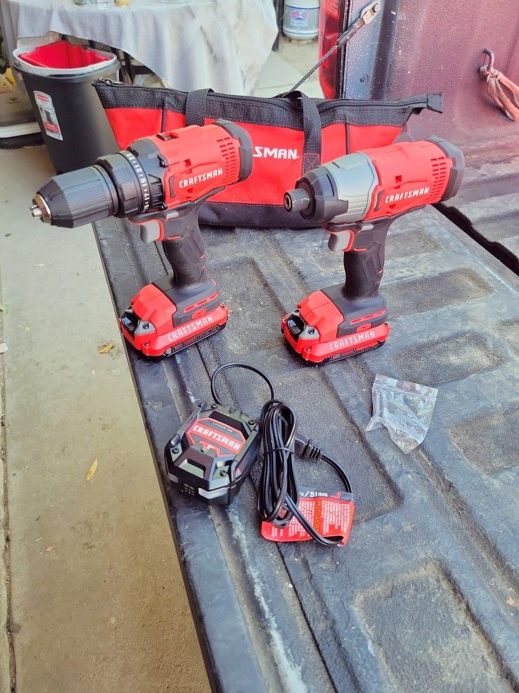 CRAFTSMAN V20 20-VOLT MAX 2-TOOL POWER TOOL COMBO KIT SOFT CASE 2-BATTERIES INCLUDED AND CHARGER