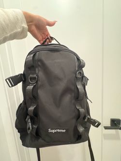 black sumpreme backpack
