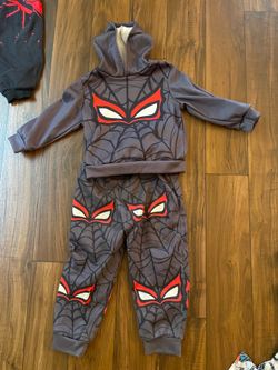 Boys 4T 2 piece bundle