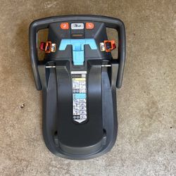 Uppababy MESA V2 Carseat Base