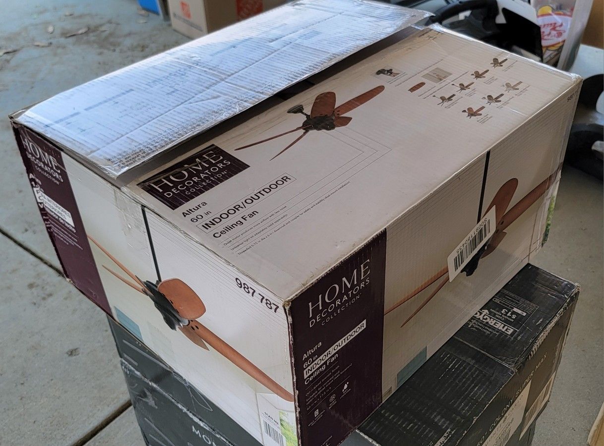 New Home Decorators Collection
Altura 60 in. Indoor/Outdoor Oil-Rubbed Bronze Ceiling Fan - $100