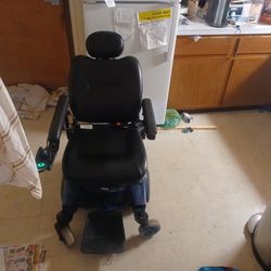 Medical Automated Chair( Invacare PRONTO M51 )
