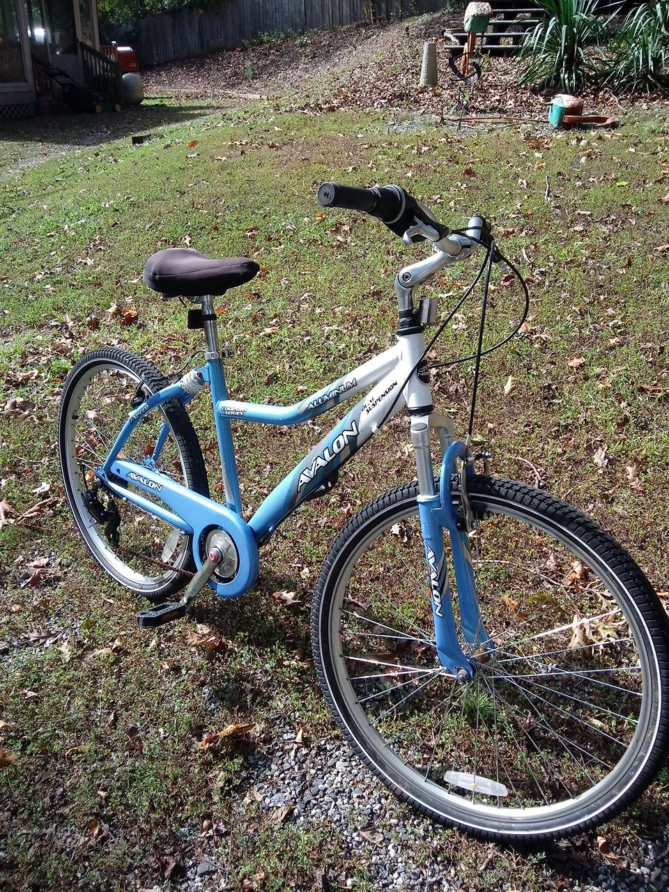 7 SPEED TRAIL AN ROAD AN BEACH ALL TERAIN BIKE 26 IN WHEELS BALLON TIRES LIKE NEW