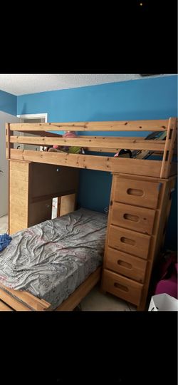 Wood bunk beds