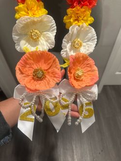 Flower lei