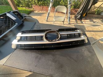 Grille Toyota hightlander 2017 2019