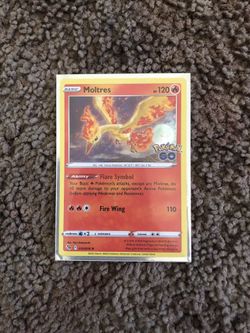 Pokémon Go Moltres Halo Card