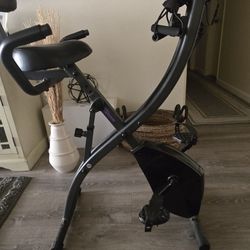  Stationary bike