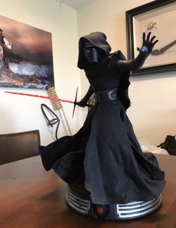 Star Wars Kylo Ren Sideshow Statue