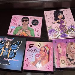 Karol G/ Peso Pluma/Selena/ Jenny Rivera Pallets