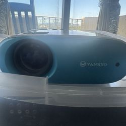 Vankyo Cinemango Projector