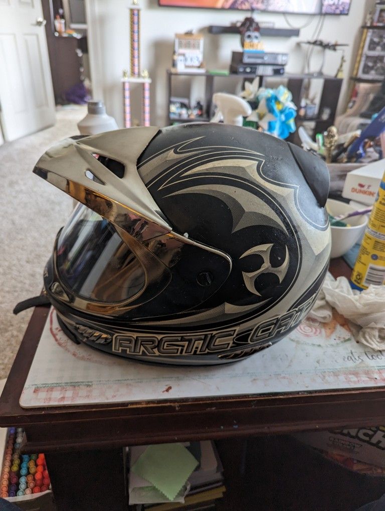 Artic Cat Snowmobile Helmet Medium for Sale in Marshfield, MA OfferUp