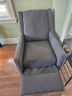 Free recliner and arm chair