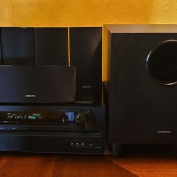 Onkyo Receiver HT-R391