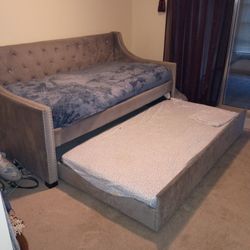 Daybed With Trundle $150