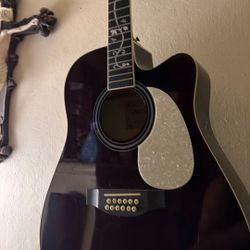 12 String Guitar 