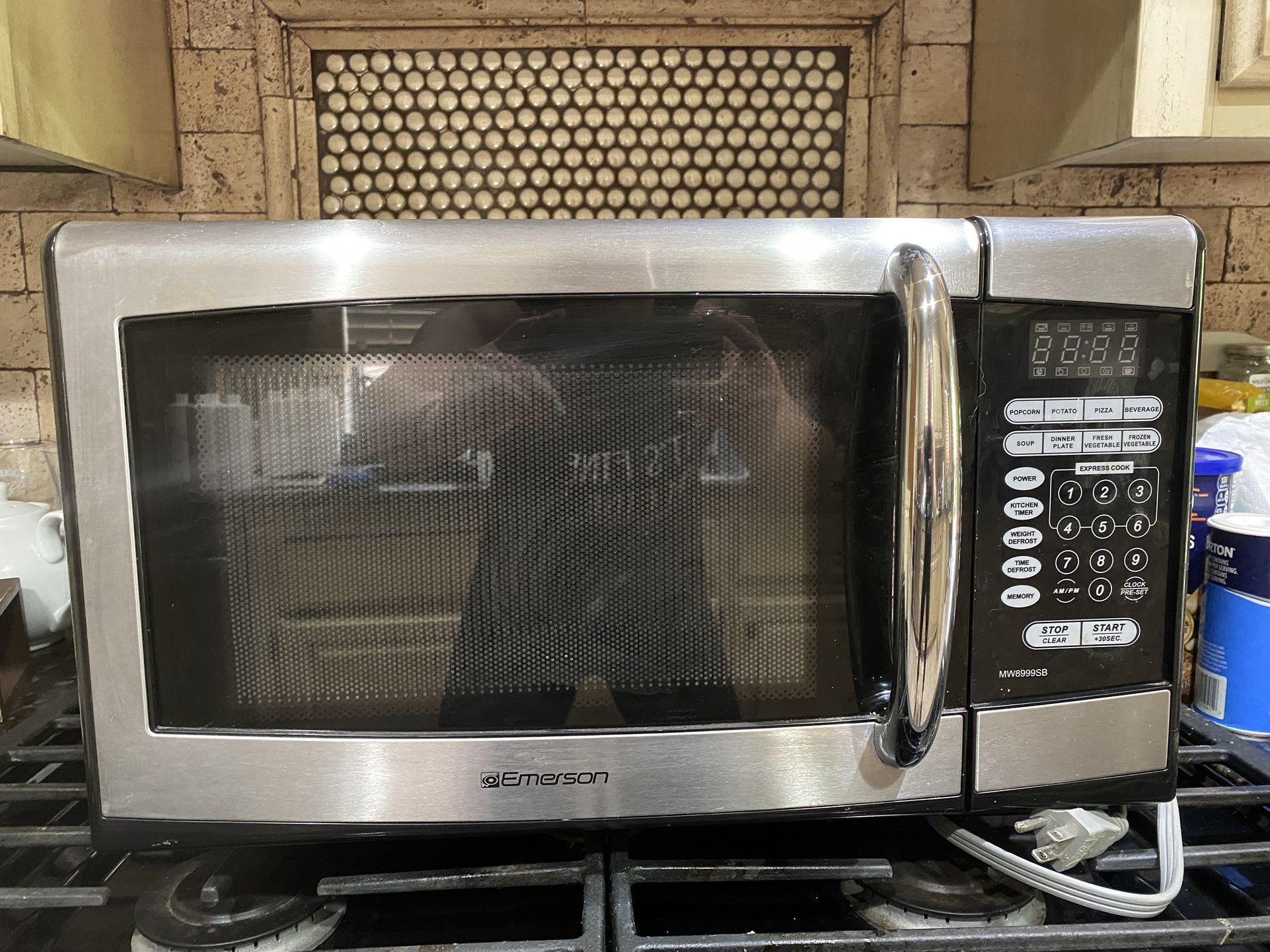 Emerson Microwave 