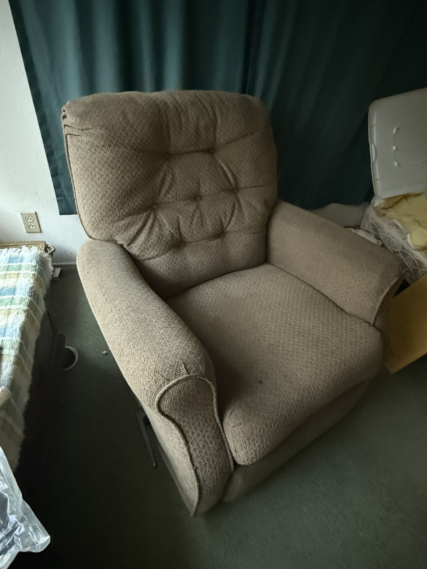 Tan/beige Recliner