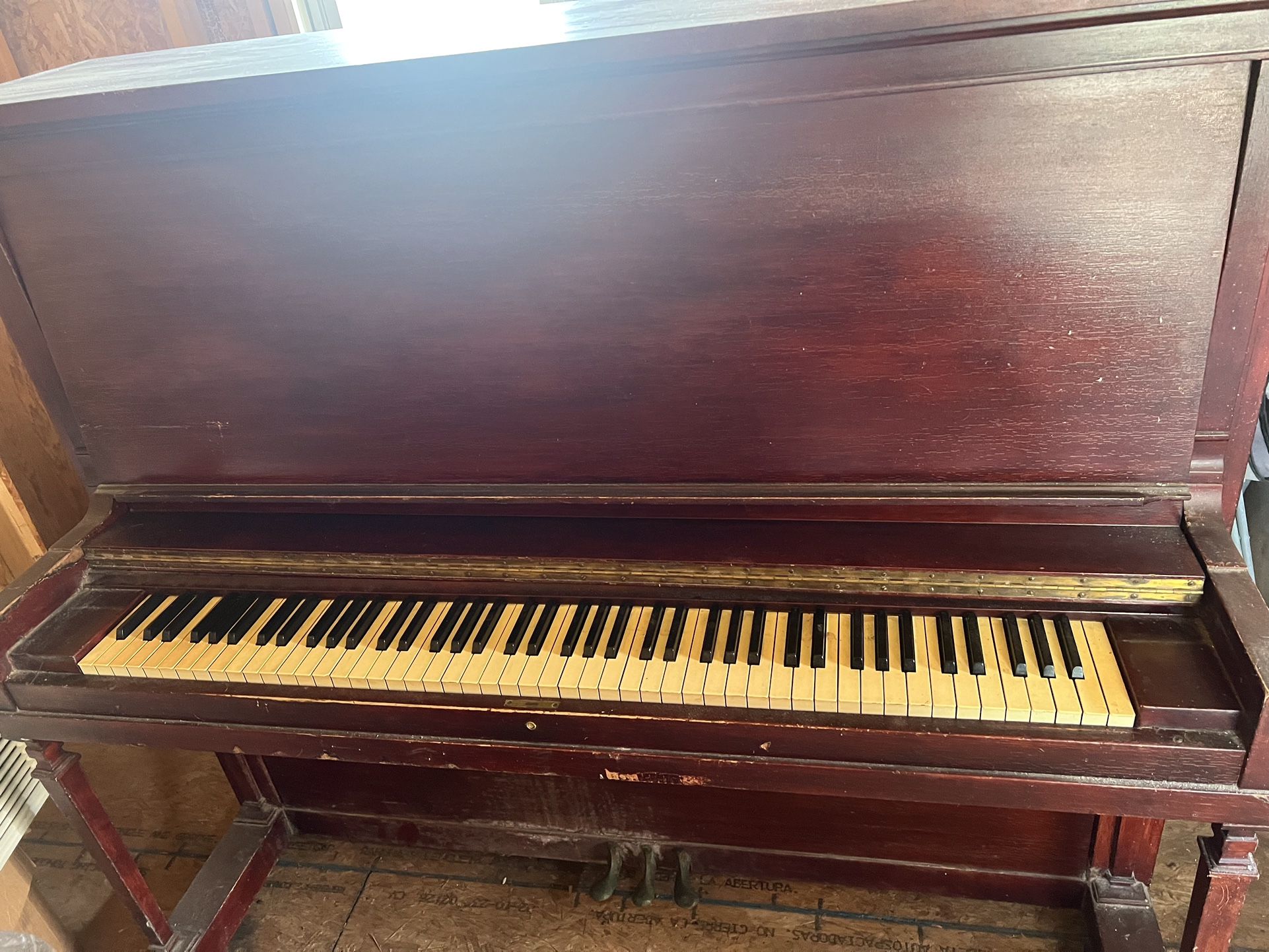 Free Upright Grand Piano
