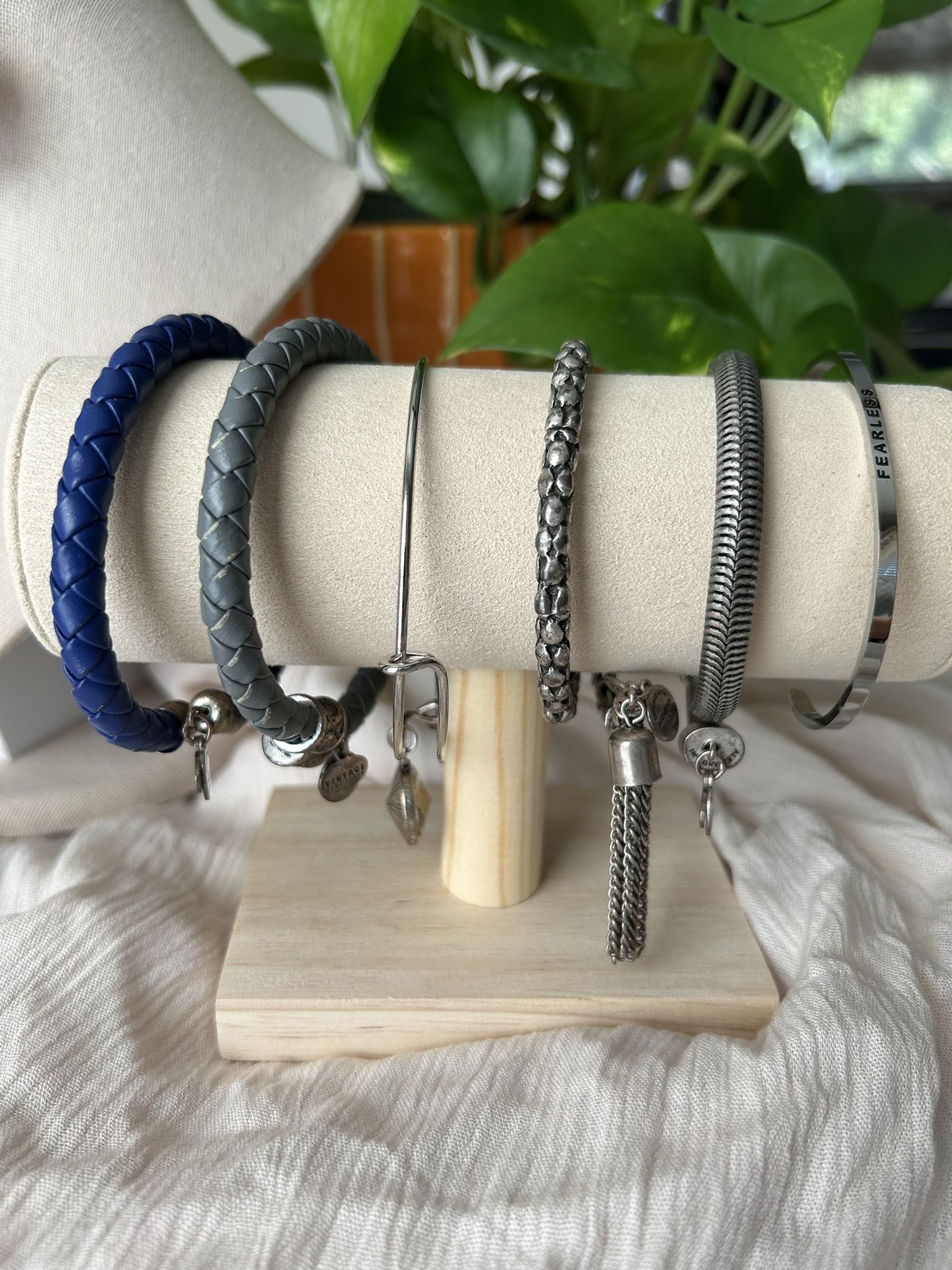 Women’s Assorted Bracelet