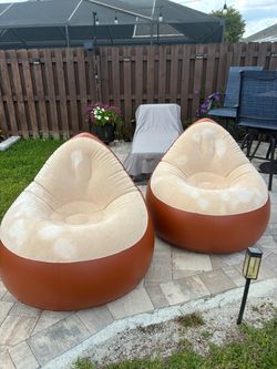 PORTABLE INFLATABLE CHAIRS 2