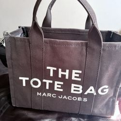 Marc Jacob’s The Tote Bag