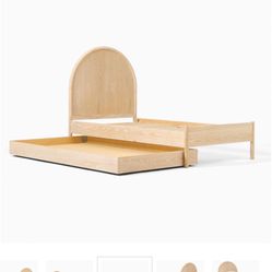 TRUNDLE BED ONLY West elm x Pottery Barn Vivienne Bed