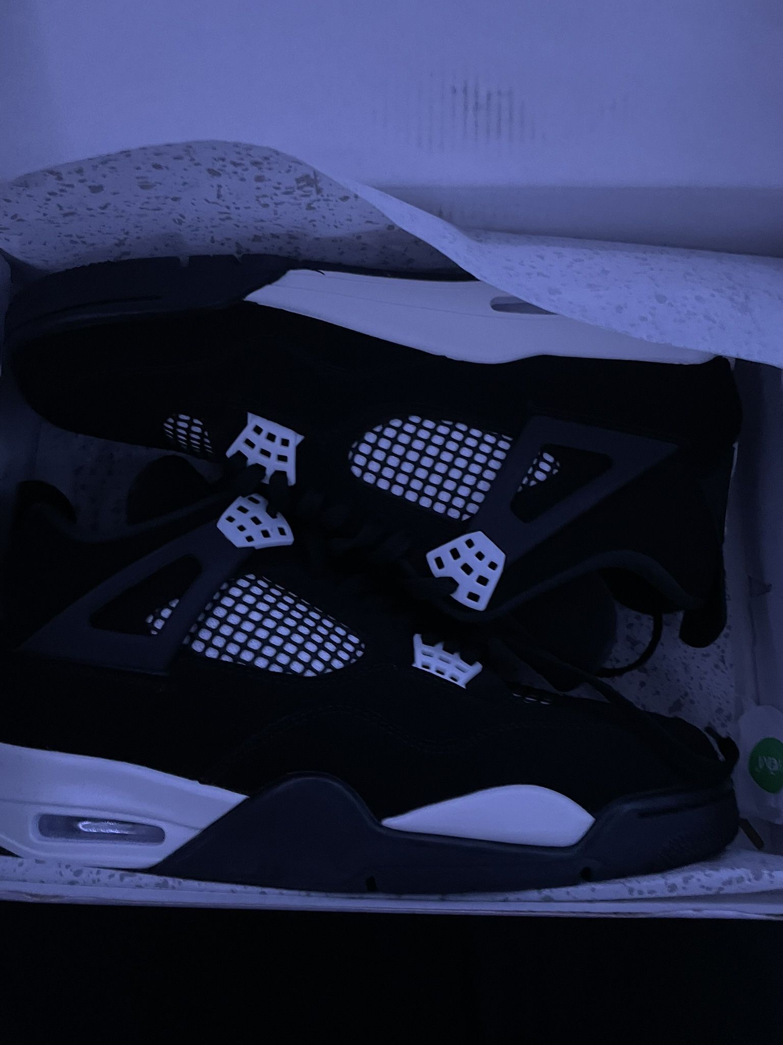 Jordan 4 White Thunder Brand New Size 11