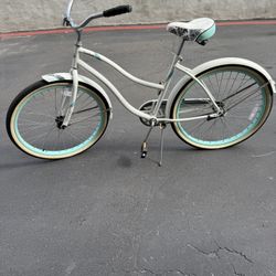 Huffy Cruiser Bike 
