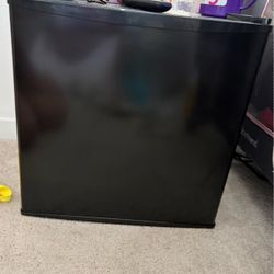 Mini fridge