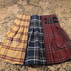 No Boundaries Plaid Skirt. Size Medium 