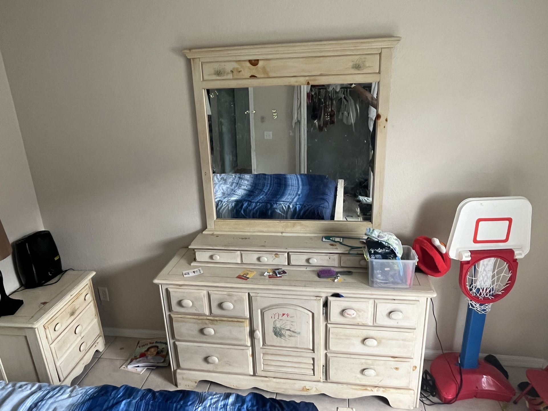 Queen bed; Dresser with mirror; One night stand