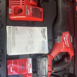 M18 FUEL Cordless SAWZALL  Kit 