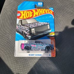 Black Widow Hot Wheels 