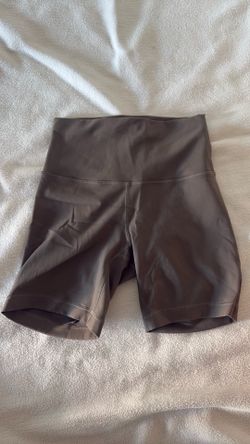 Lululemon Align shorts