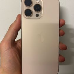 Apple iPhone 16 Pro Max 256gb AT&T Or Cricket Great Condition New Hardly Used Gold  Color 