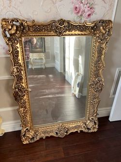 Vintage Decorative Mirror With Gold Resin Frame.