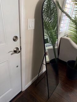Tall mirror