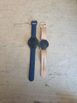 2 samsung Galaxy 5 watches