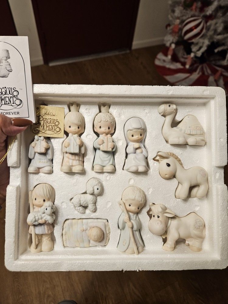Precious Moments Nativity Set