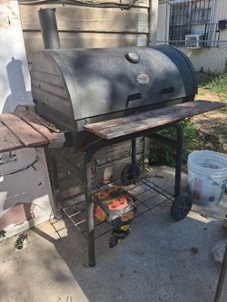 Bar b q pit