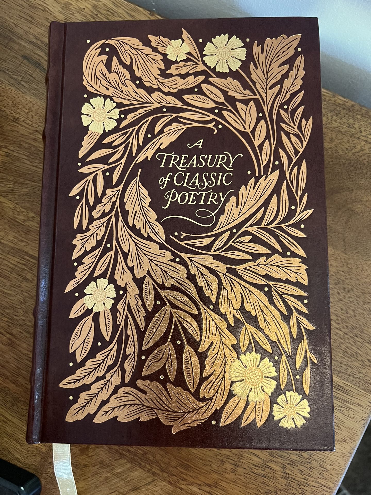A Treasury of Classic Poetry (Barnes & Noble Collectible Editions)