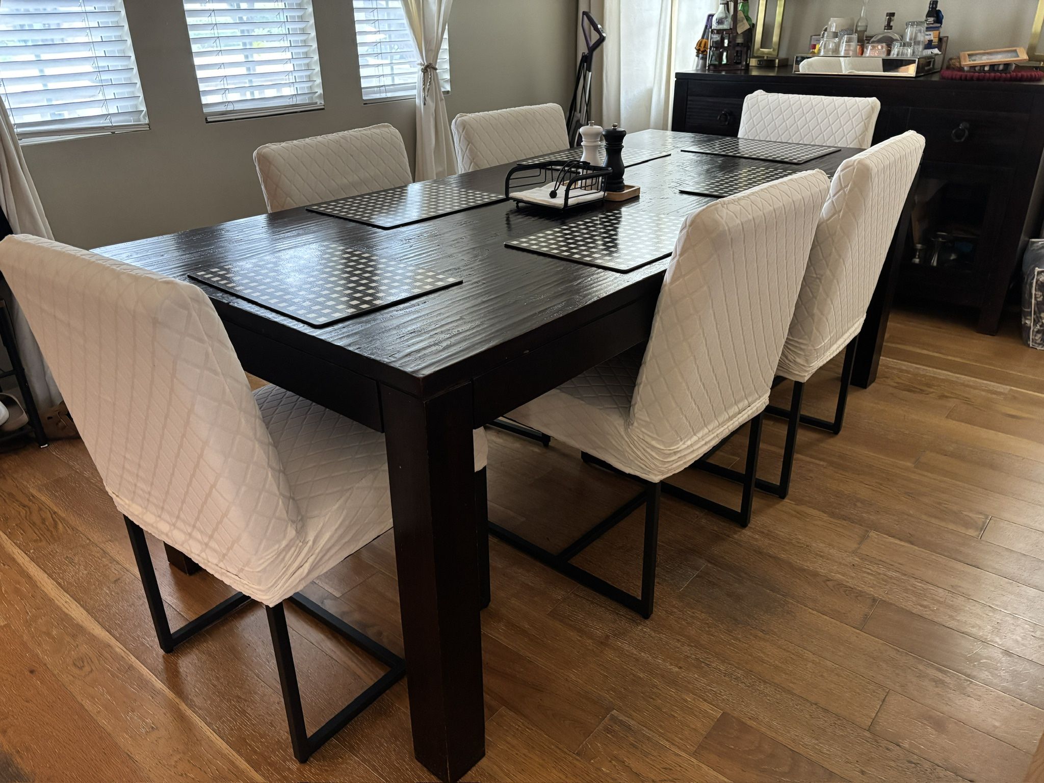 Acacia Wood Heirloom Dining Table And Buffet 