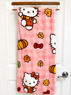 NEW 2026 Hello Kitty Fall plaid Fleece Throw Blanket