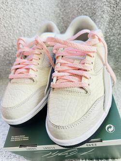 Nike Jordan Flight Court Wmns size 7.5 Brand New 