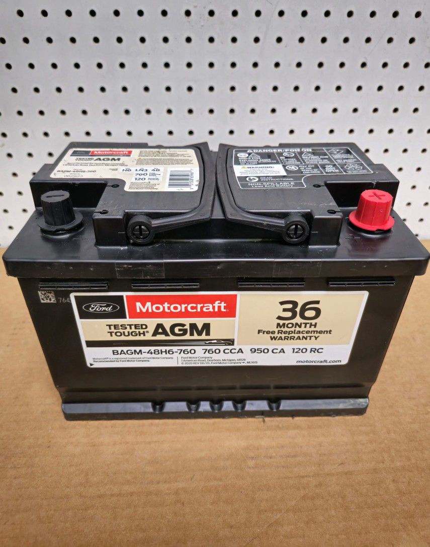 100% Healthy Car Battery Group Size 48/H6 (2023)- $90 With Core Exchange/ Bateria Para Carro Tamaño 48/H6 (2023)