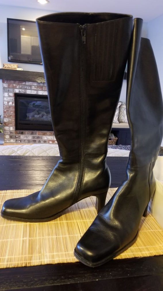 Sudini Black Boots