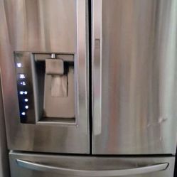 LG French Door - Refrigerator - $800